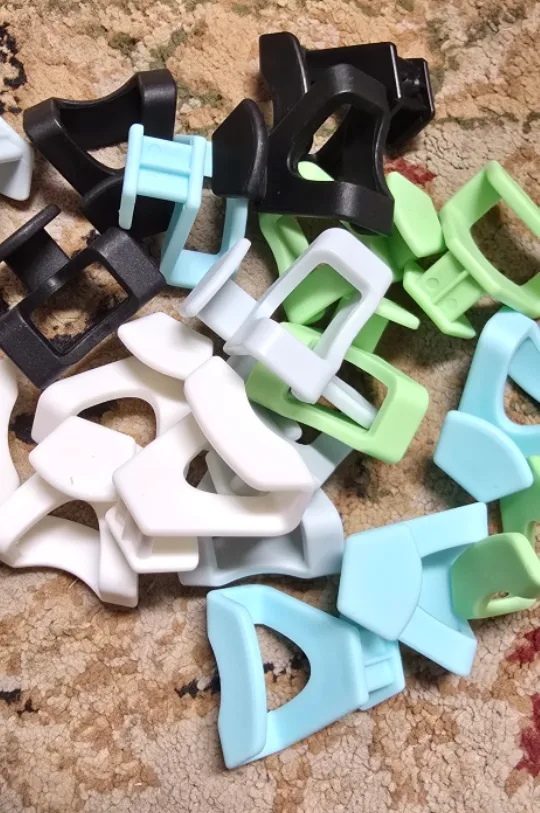 22 for $10 New HOUSE DAY Closet Organizer Hanger Connectors image indicator(3)