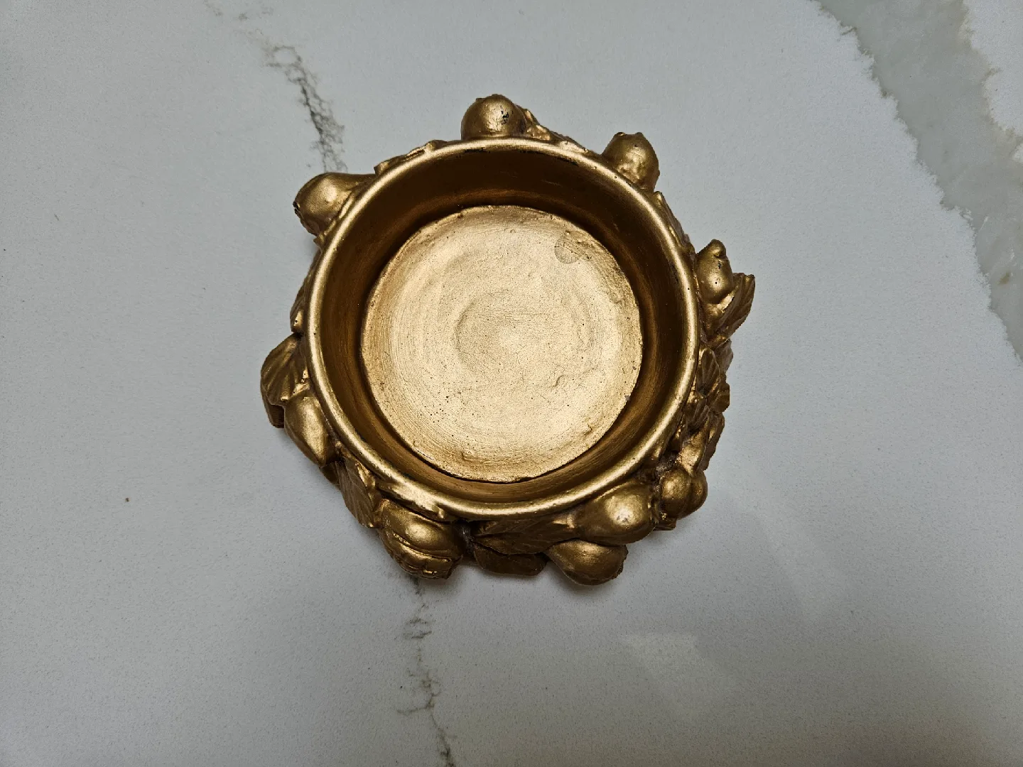 Ornate Gold Candle Holder Fruit and Leaves Stone image indicator(2)