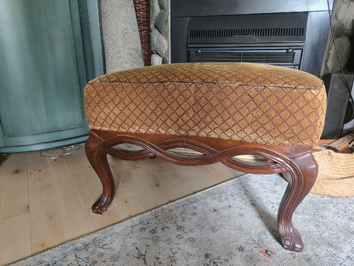 Upholstered Ottoman Footstool image indicator(2)