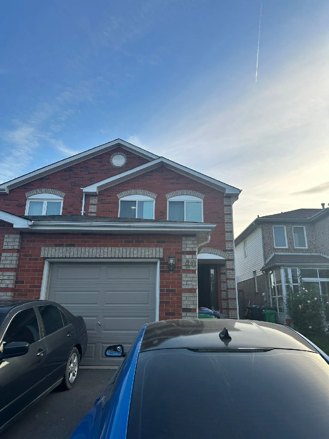 master bed room for rent image indicator(6)