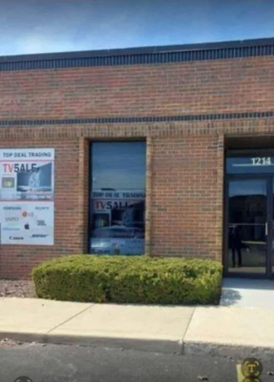 SAMSUNG  85" Class Crystal UHD U8000F 4K Smart TV (2025) image indicator(10)