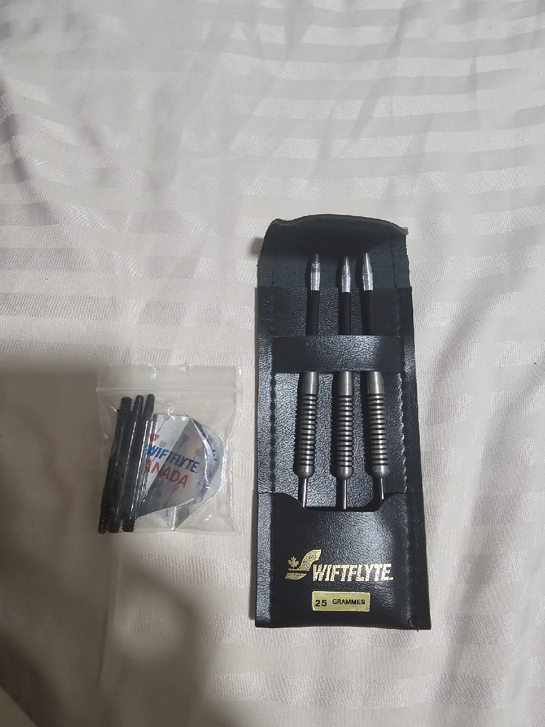 Wiftflyte 25 Gram Darts with Case & Accessories - photo 3