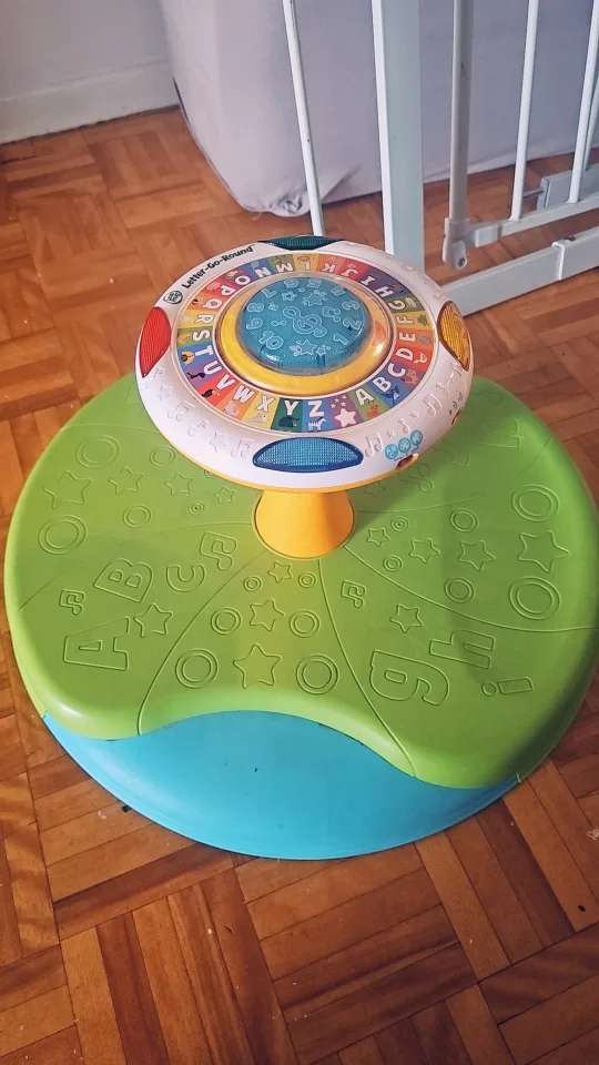 LeapFrog Letter-Go-Round Baby Toy thumbnail