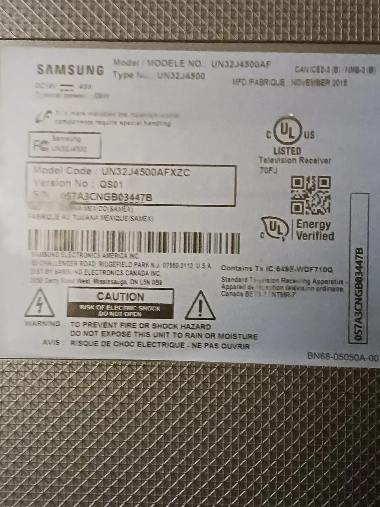 Samsung TV with Remote & Power Cord image indicator(6)