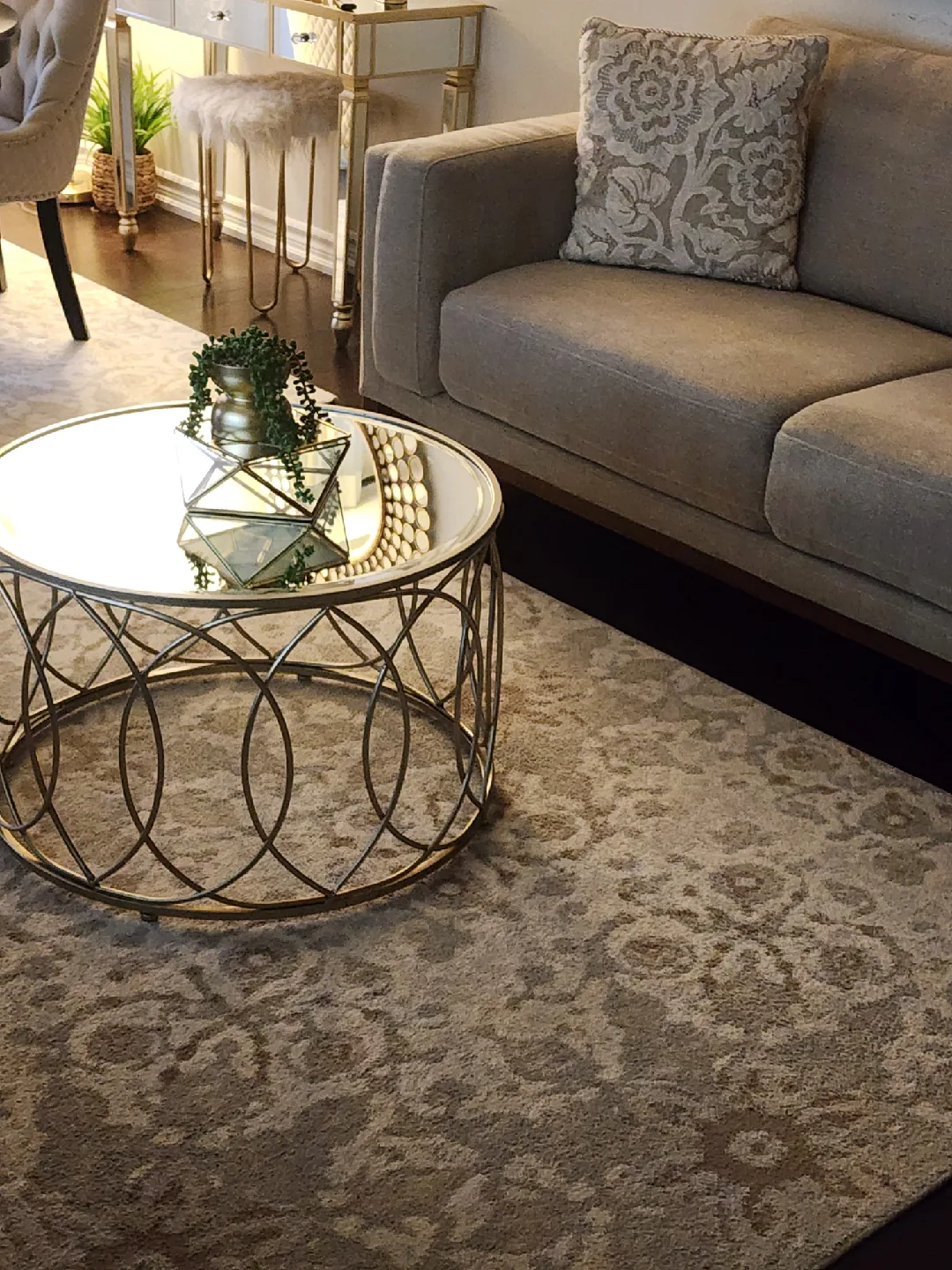 Coffee table 100 image indicator(2)