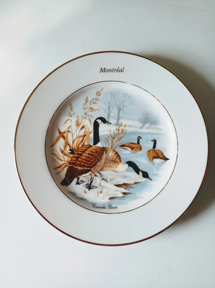 7½" Canada Geese Montreal Plate thumbnail