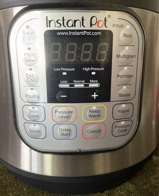 Instant Pot rice cooker brand new not used. - photo 2