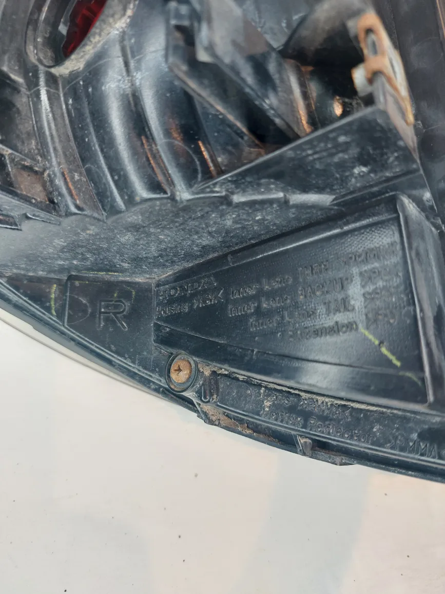 Honda Tail Light - Right side image indicator(2)