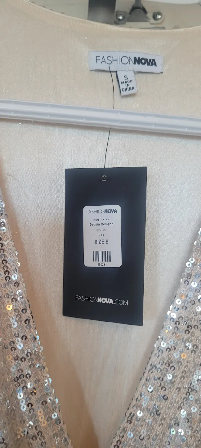 Fashion Nova Diva Shine Sequin Romper - Size S image indicator(5)