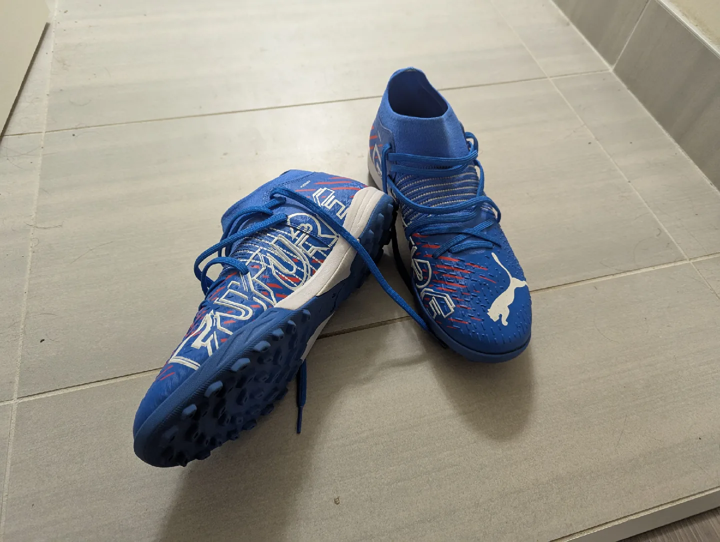 Puma Indoor Soccer Shoes - Blue, Men's, Size 9 (US) image indicator(2)