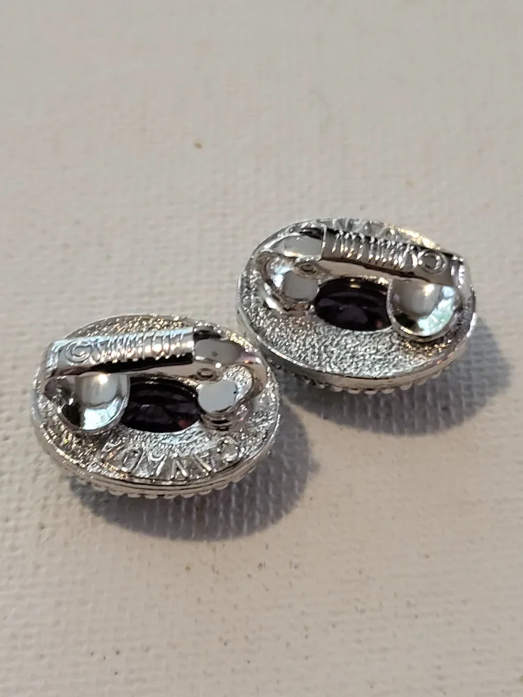 Vintage Sarah Coventry Purple Stone Necklace and Earring Set image indicator(4)