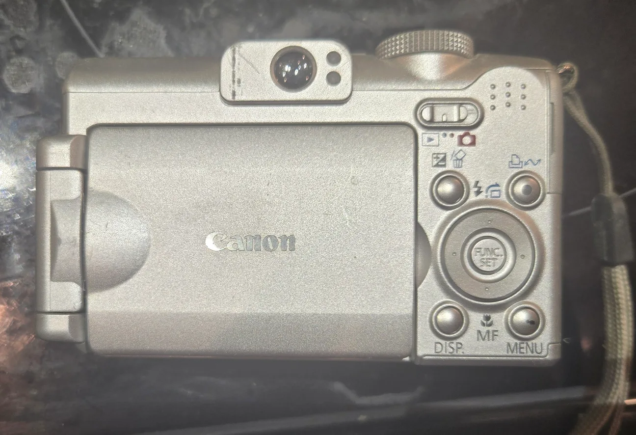 Canon PowerShot A630 Digital Camera image indicator(2)