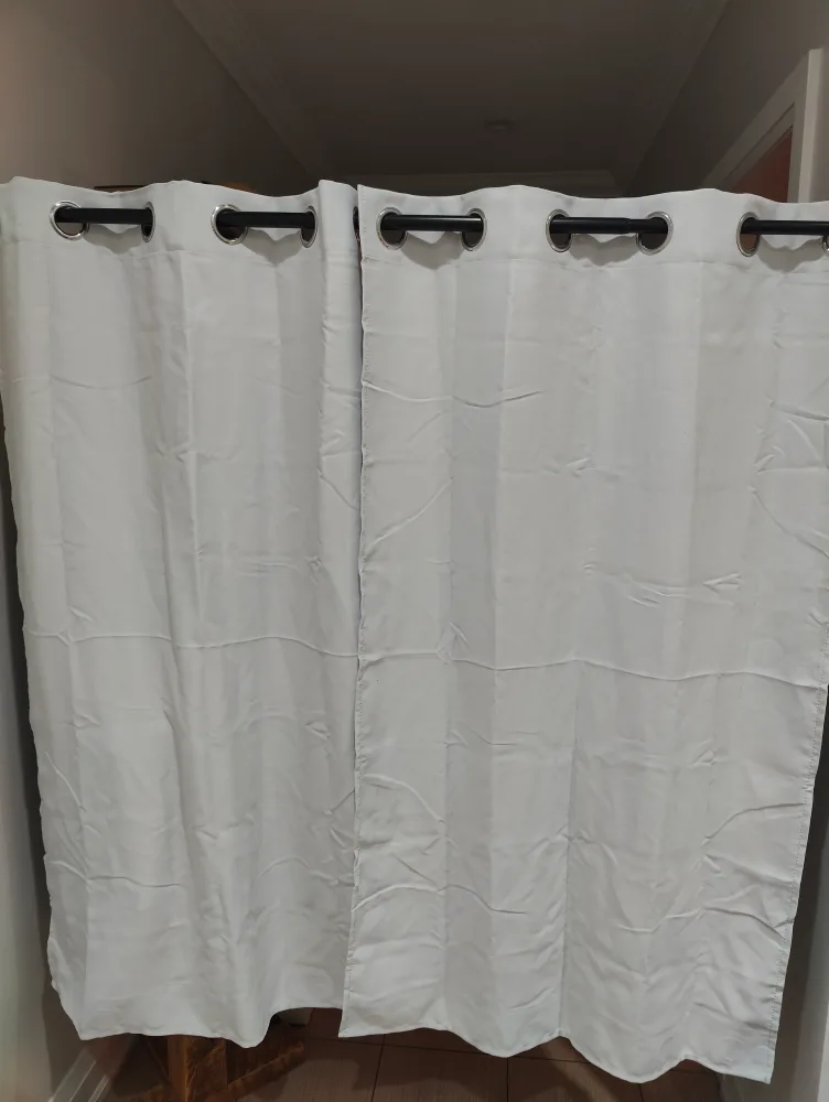 Grey window curtains and tension rod