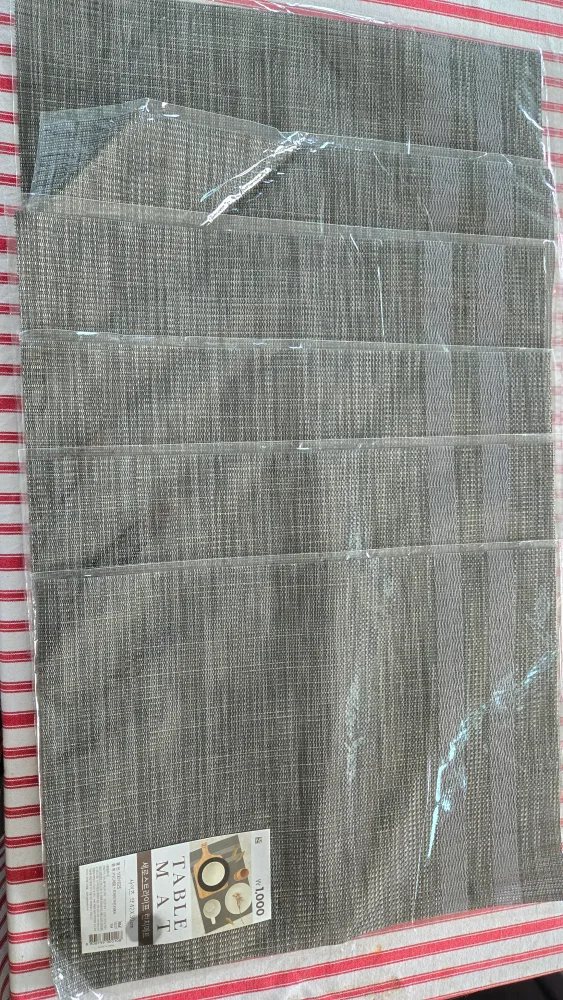 6 Table Mats (42x30cm) - New image indicator(3)