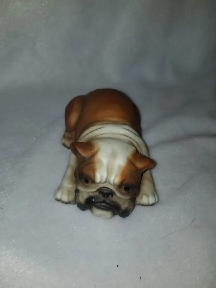 Bulldog Figurine thumbnail
