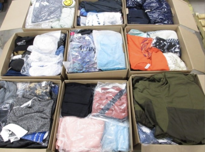 200pcs Women's Clothing Lot / pallet