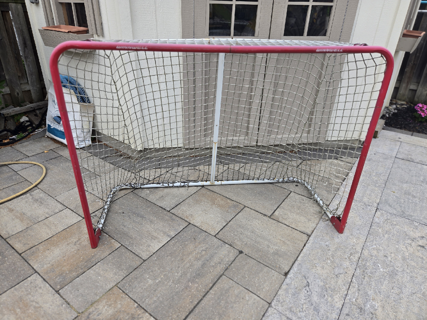 Winnwell Hockey Net - Good Condition!