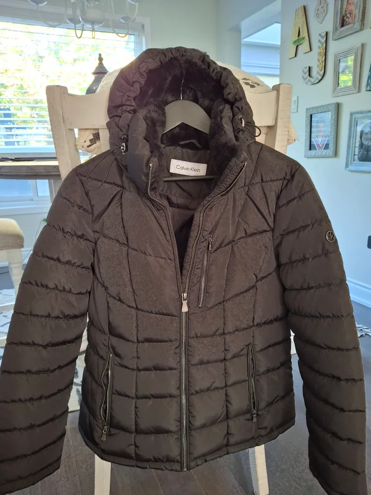 Womens Calvin Klein coat. image indicator(2)