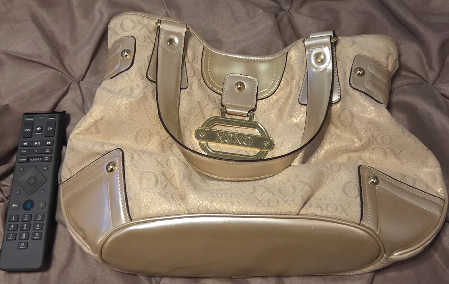 XOXO Gold Purse image indicator(2)