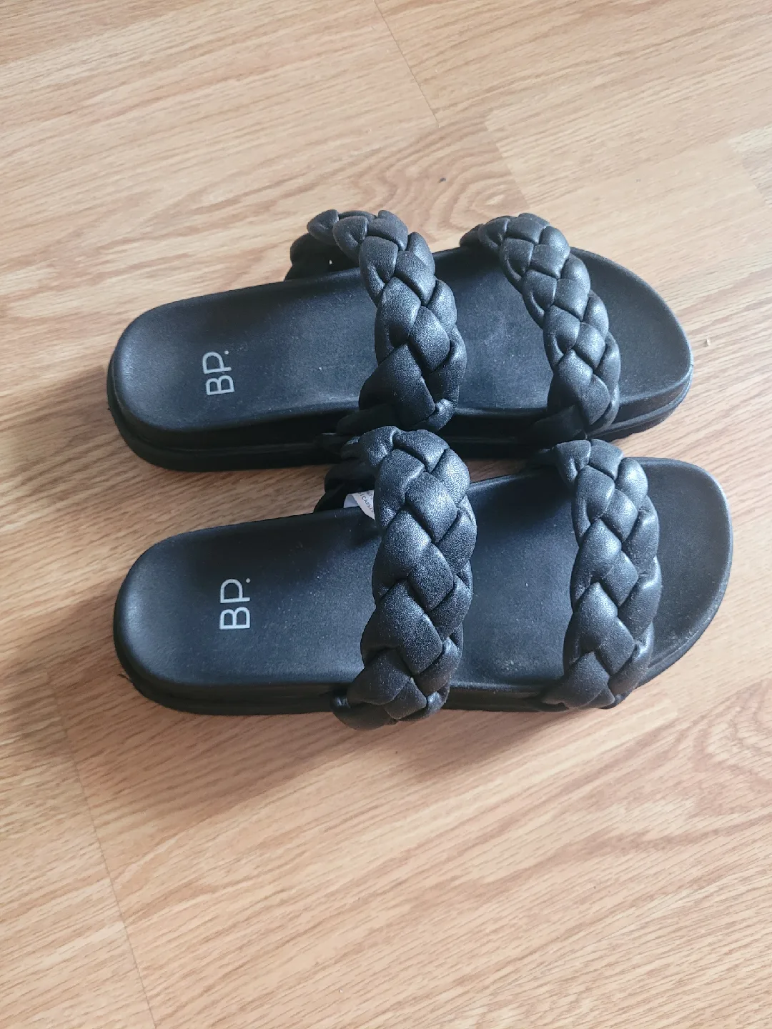 BP Black Braided Sandals - Size 8 image indicator(2)