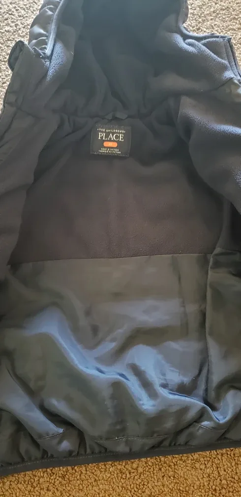 The Children's Place 4T Puffer Jacket image indicator(3)