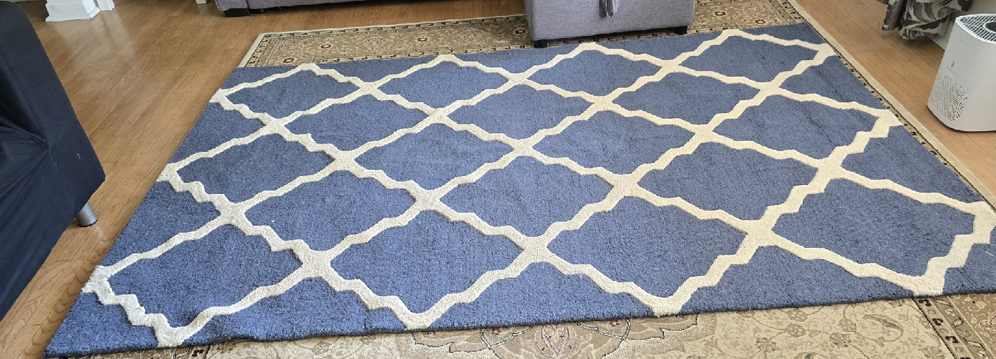 Varanas Blue Grey Rug (5ft x 8ft)