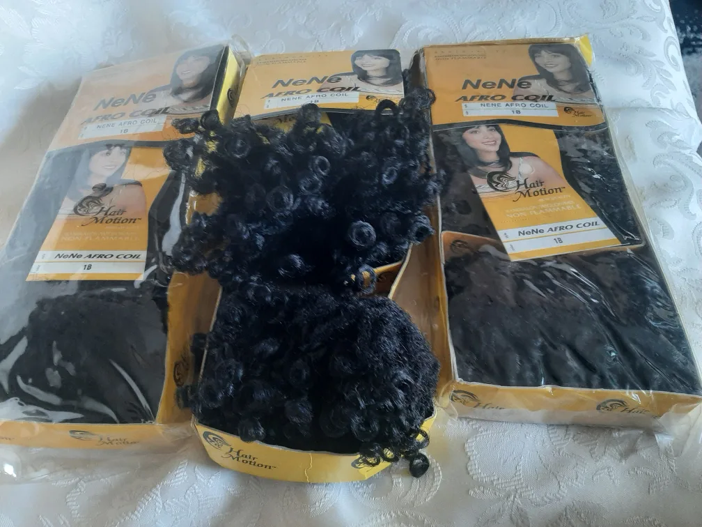 NeNe Afro Coil 1B Hair Motion image indicator(2)