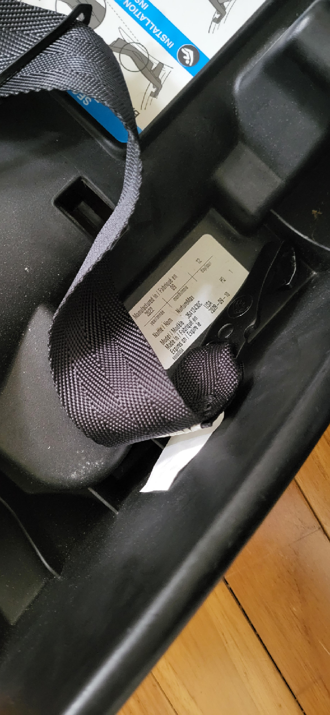 Evenflo Infant Car Seat with Base - photo 4