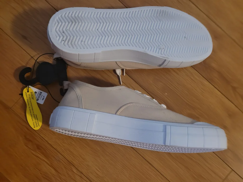 Women's comfort canvas walking shoes size 10 image indicator(4)