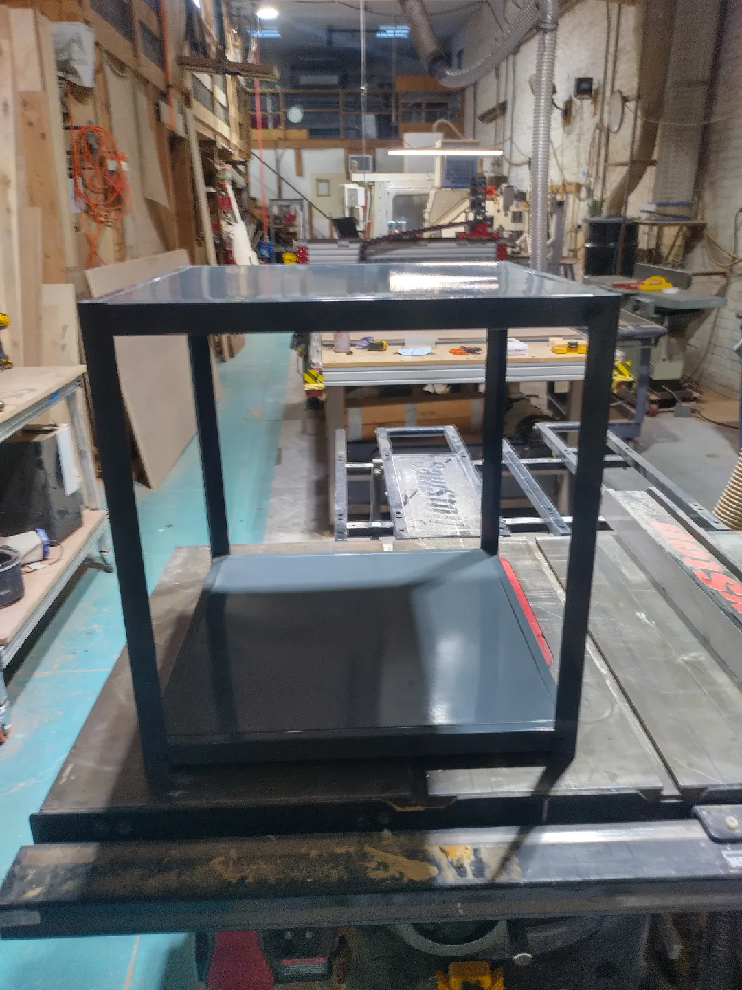 Handmade Metal Frame Table - Gray image indicator(3)