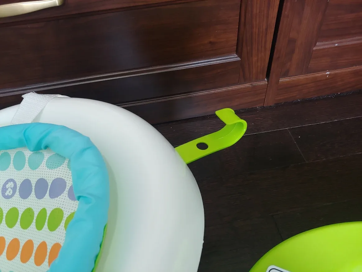 Fisher-Price Baby Bathtub with Sling image indicator(5)