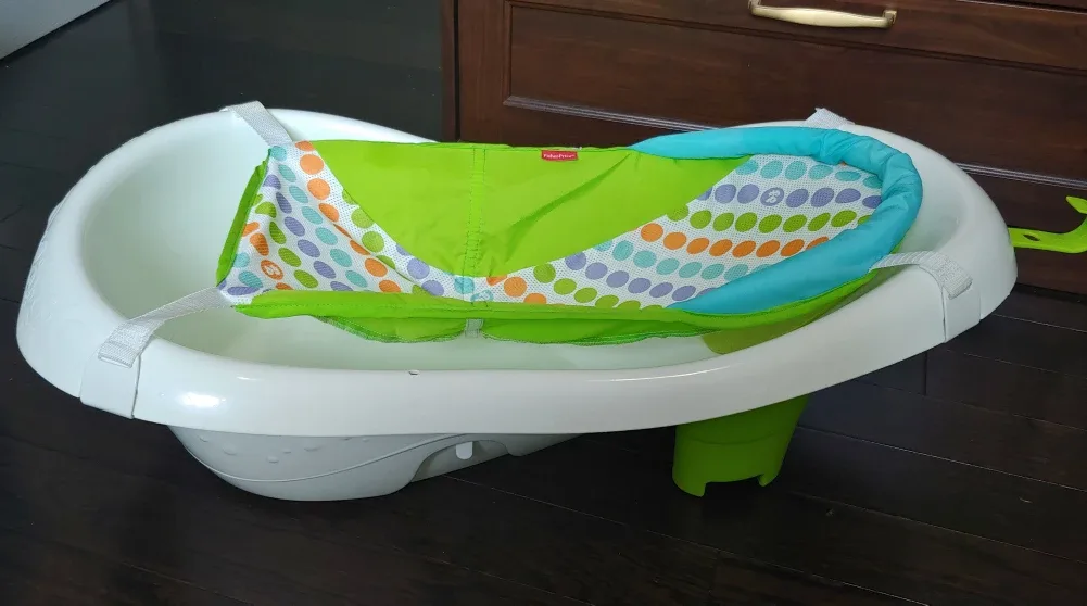 Fisher-Price Baby Bathtub with Sling image indicator(7)