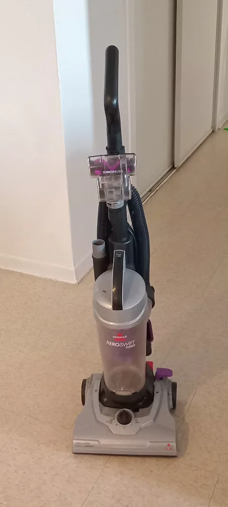 Bissell AeroSwift Turbo Vacuum thumbnail