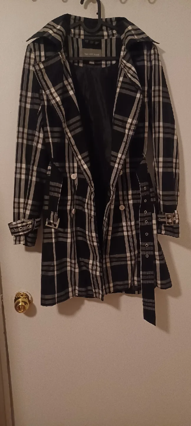 Trench Coat - Plaid Pattern image indicator(2)