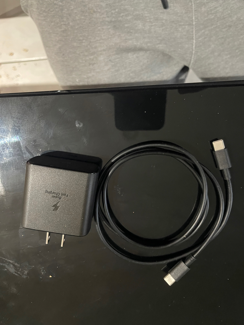 Samsung Galaxy S20 FE with Charger