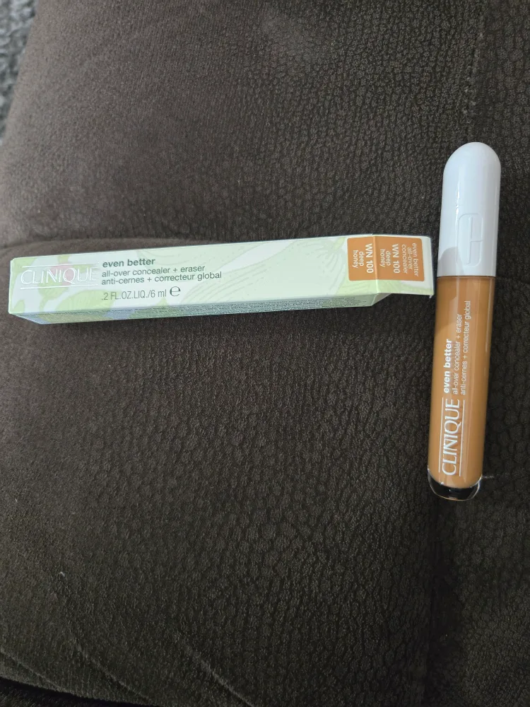 Clinique Even Better All-Over Concealer - WN 100 Honey image indicator(2)