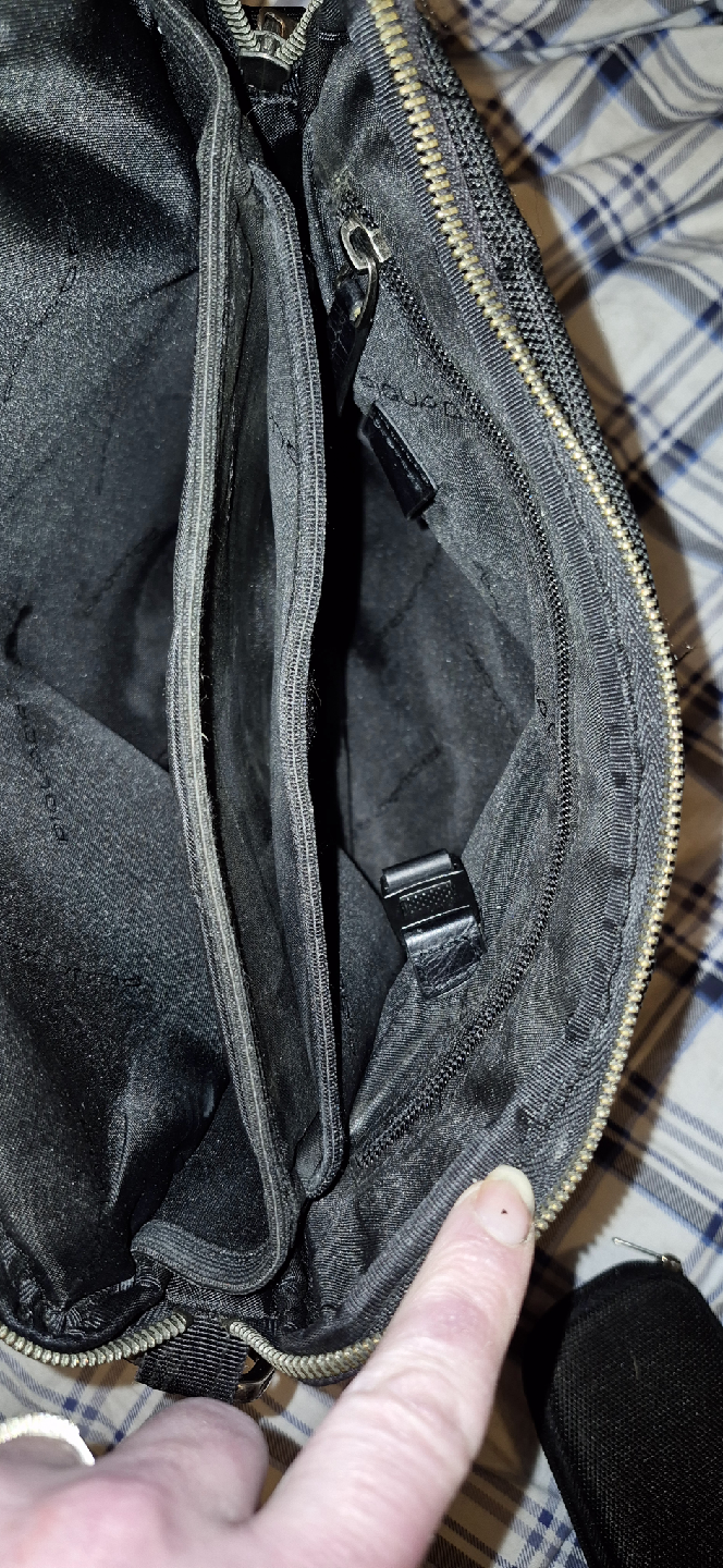 Piquadro mens crossbody bag