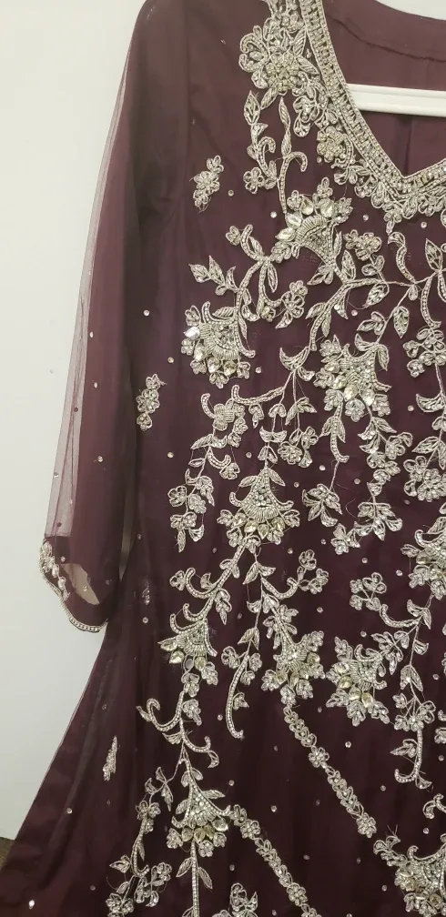 Burgundy Embroidered Salwar Kameez image indicator(5)