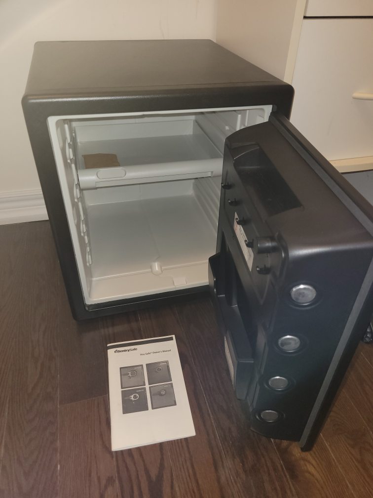 SentrySafe Digital Safe - photo 3