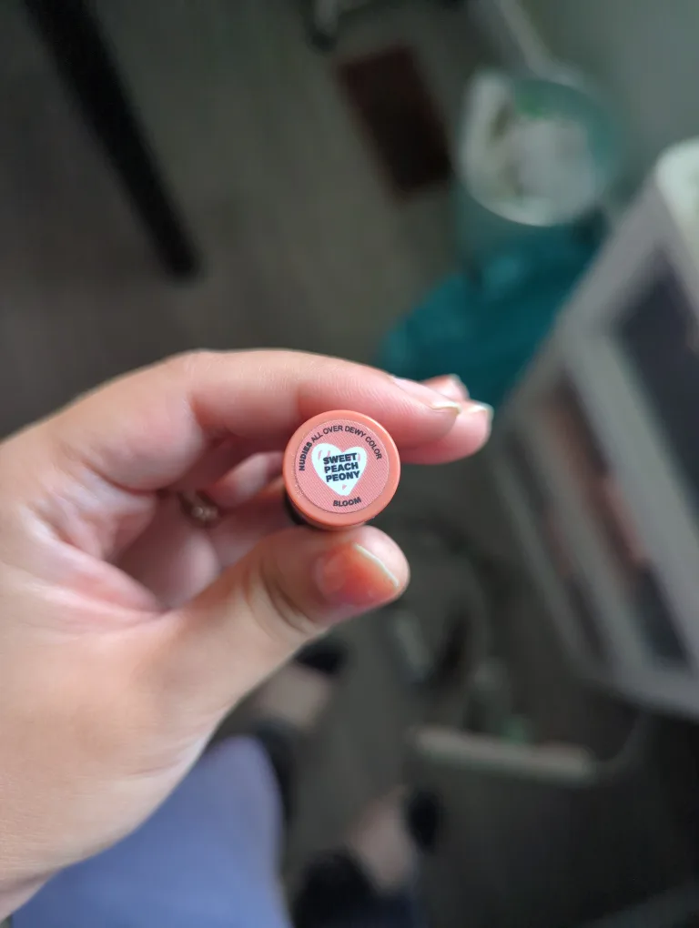 Nudestix Nudies All Over Face Color image indicator(2)