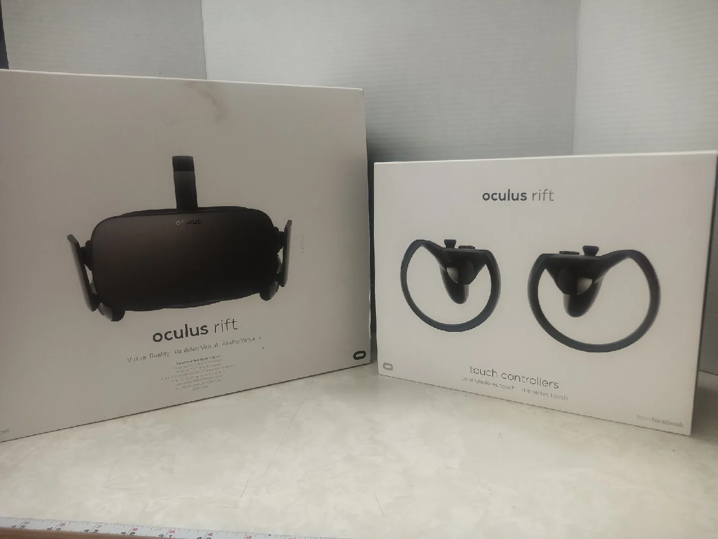 Oculus Rift and Touch Controllers Pre-owned Untested As Is E4 thumbnail