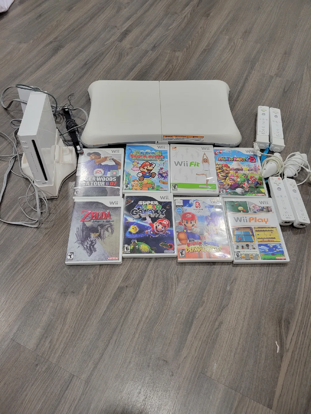 Nintendo Wii Console, Balance Board and Games thumbnail