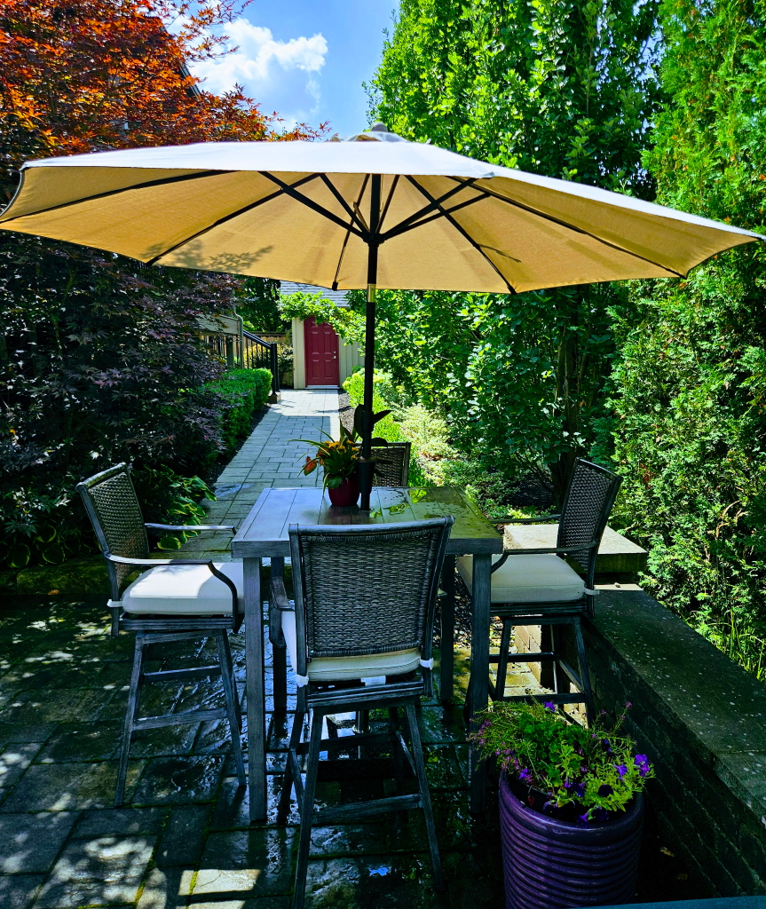 Patio Table Set with Umbrella