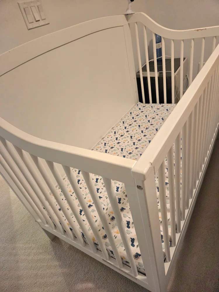 Delta Children Campbell 6-in-1 Convertible Crib image indicator(2)