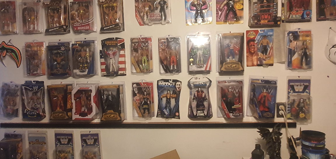 Sting and Ultimate Warrior Figure Lot