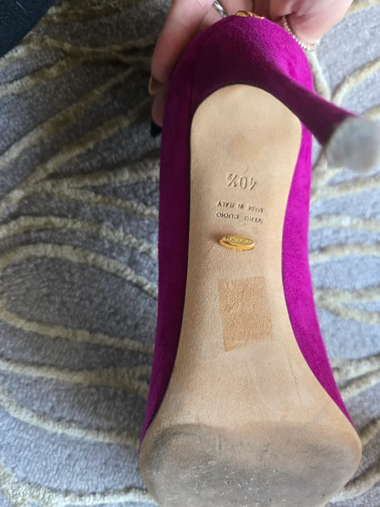 Sergio Rossi Suede Heels - Size 40.5 image indicator(5)