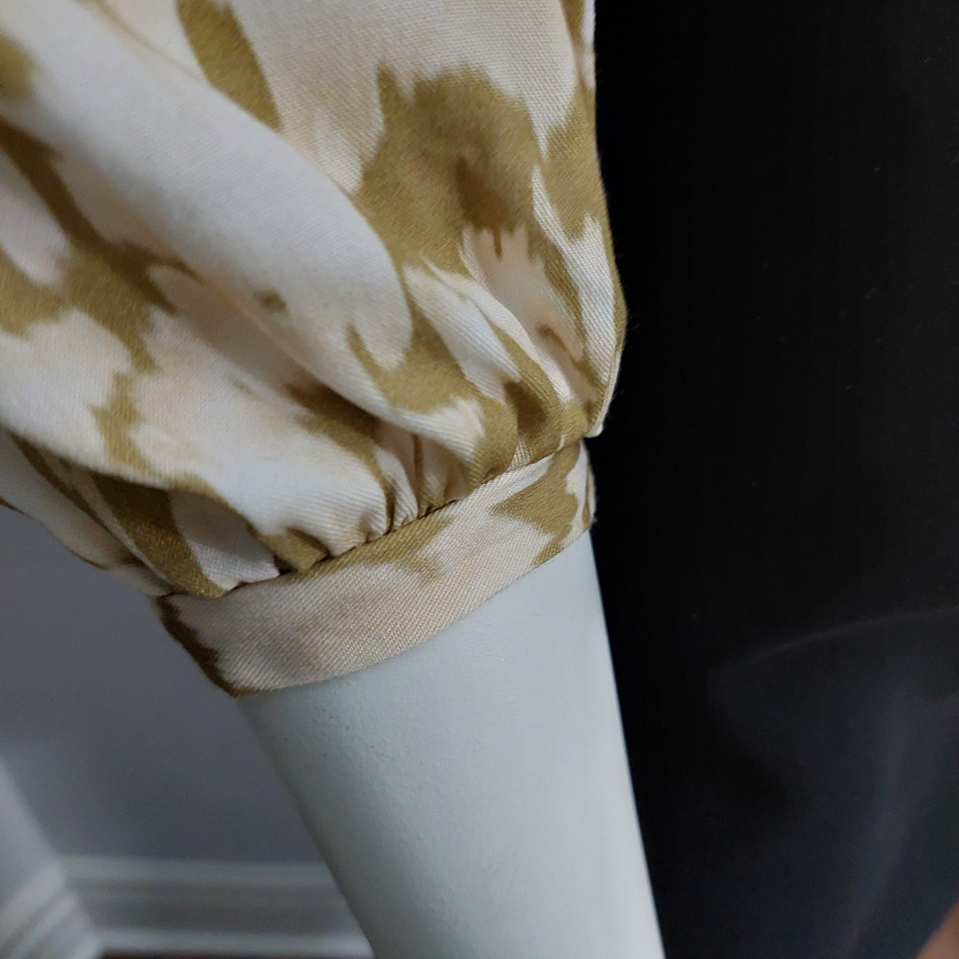 100 % VISCOSE Floral Print Blouse Medium - photo 2