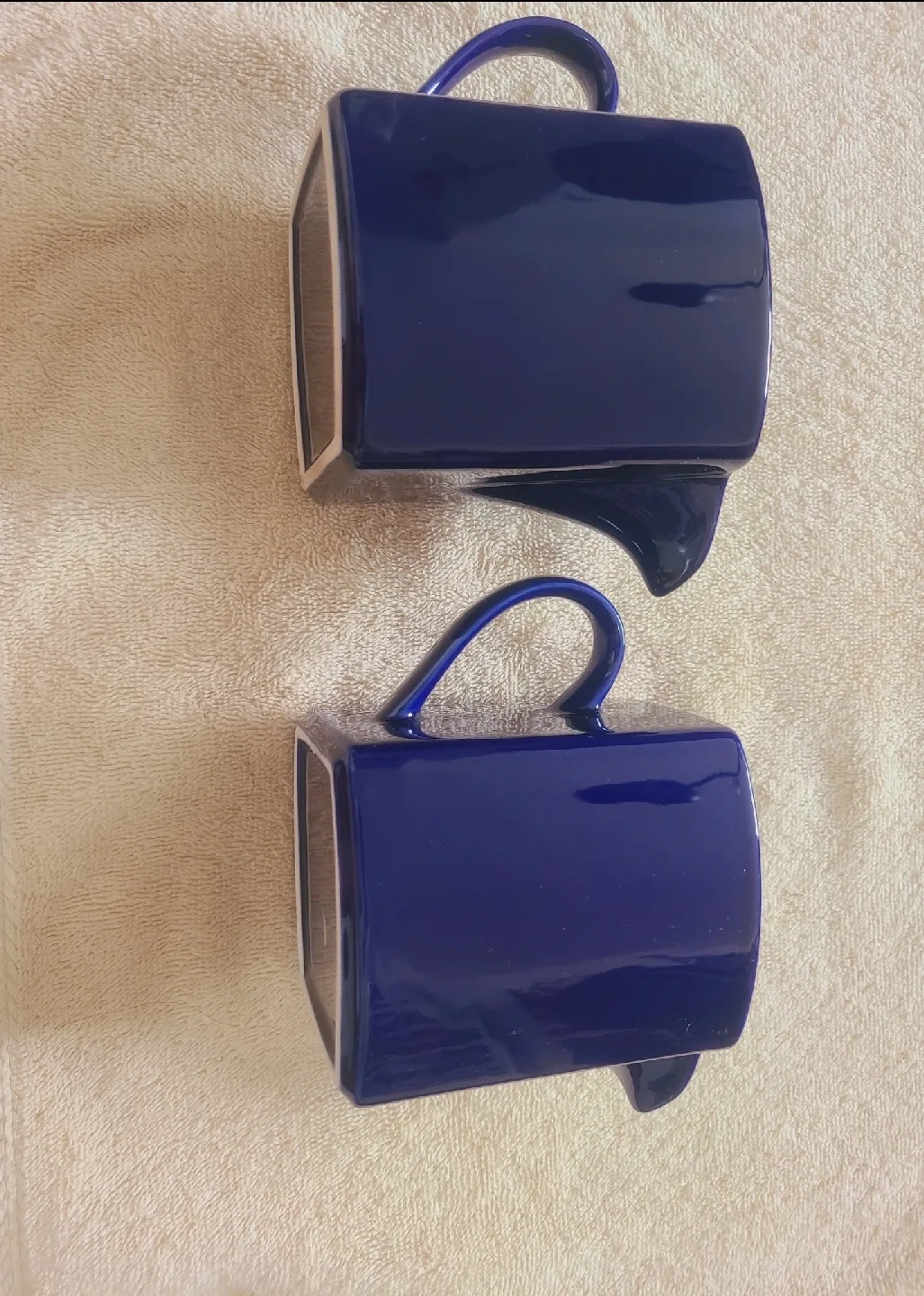 2 Tetley Teapots🥕 image indicator(2)