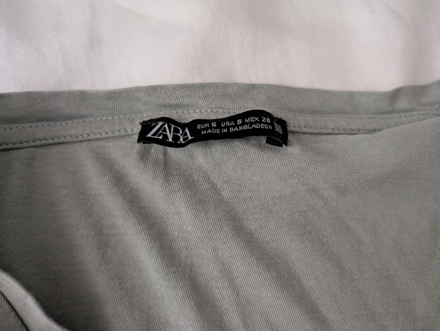 Zara V-Neck T-Shirts - Size S M 100% cotton comfortable T shirts image indicator(3)