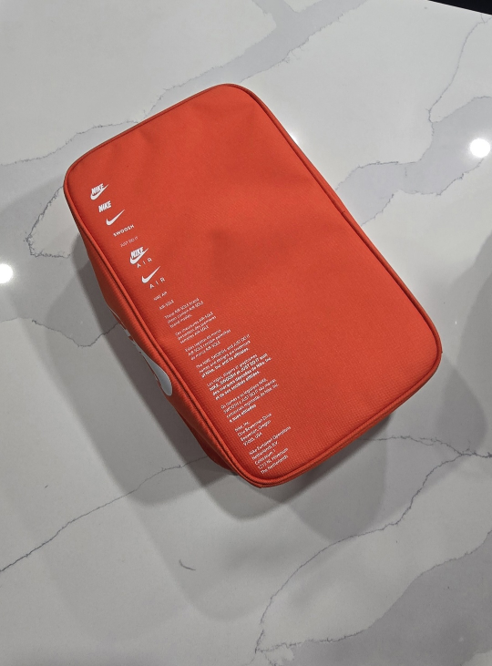 Nike shoe box zip up bag - photo 3